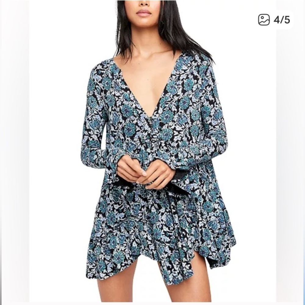 Free People NWT “Olivia” blue and green floral  print swingy tunic mini dress. M - Picture 2 of 8